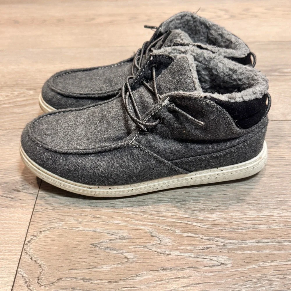 Falls Creek Boys Kids Auggie Gray Faux Fur‎ Lined Chukka Boots Size 3